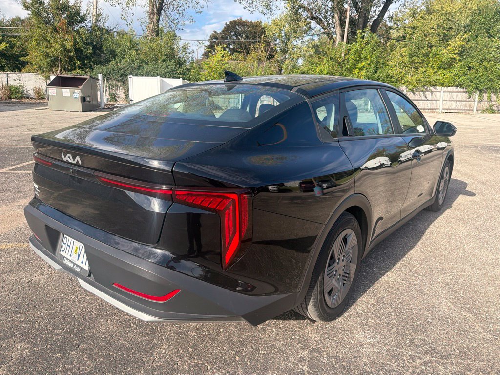 Certified 2025 Kia K4 FWD image 6