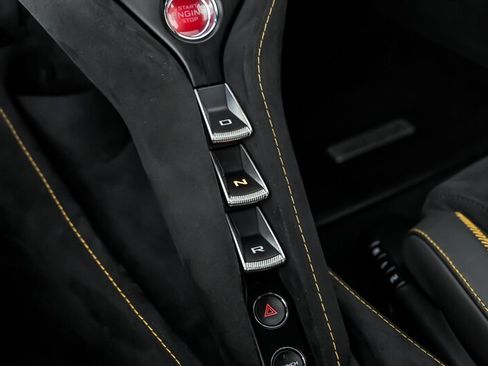Used 2018 McLaren 720S RWD image 37
