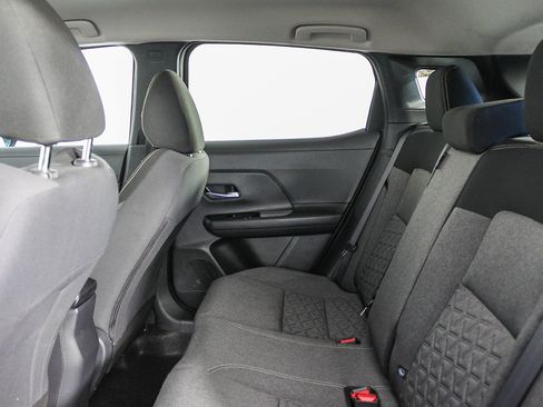 Used 2025 Nissan Kicks SV image 19