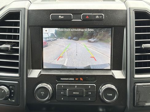 Used 2019 Ford F150 XL w/ Equipment Group 101A Mid AWD/4WD image 6