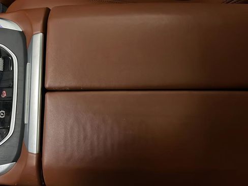 Used 2022 BMW X7 xDrive40i w/ Premium Package image 23