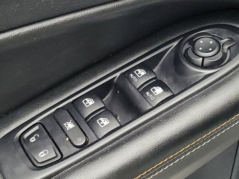 Used 2020 Jeep Compass Latitude image 27