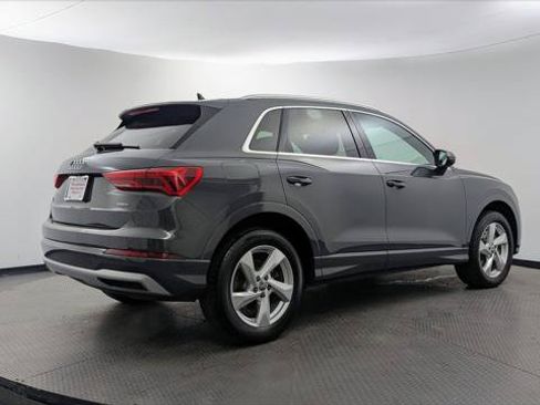 Used 2020 Audi Q3 2.0T Premium w/ Convenience Package AWD/4WD image 8