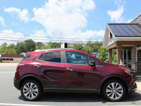 Used 2019 Buick Encore Preferred AWD/4WD image 4