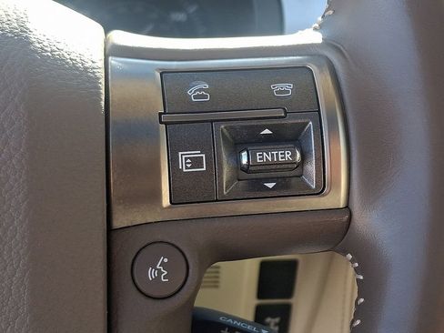 Used 2019 Lexus GX 460 Premium w/ Premium Package image 24