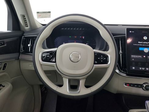 New 2026 Volvo XC90 T8 Ultra w/ Protection Package Premier AWD/4WD image 17