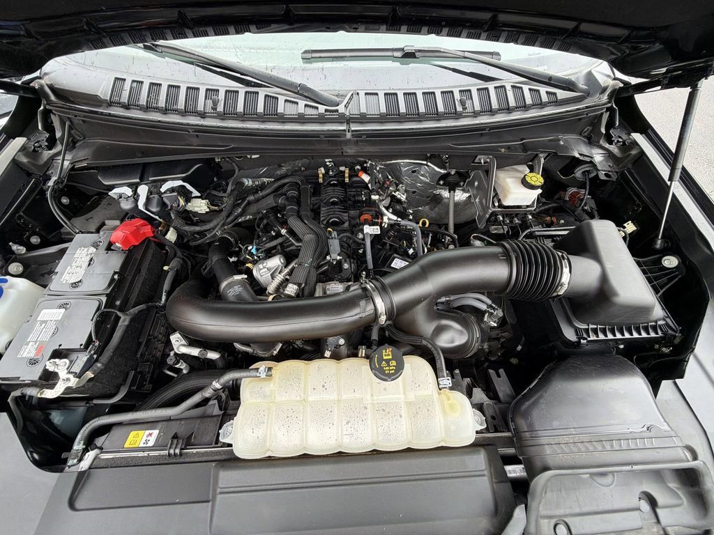 Used 2024 Lincoln Navigator Reserve AWD/4WD image 18