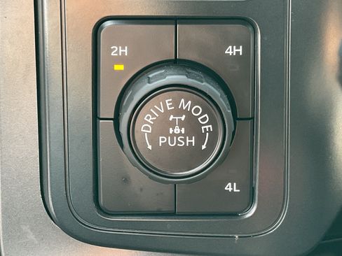 Used 2025 Ford F150 Tremor AWD/4WD image 35