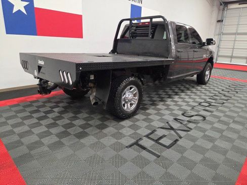 Used 2015 RAM 3500 Tradesman w/ Chrome Appearance Group AWD/4WD image 18