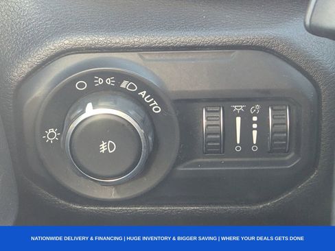 Used 2019 Jeep Wrangler Unlimited Sport S image 35