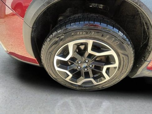 Used 2017 Subaru Crosstrek 2.0i Premium image 20