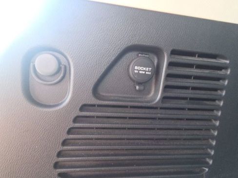 Used 2019 Nissan Armada SL w/ Premium Package image 13