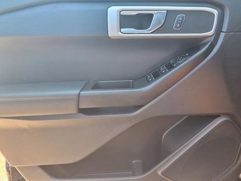 New 2025 Ford Explorer 4WD Police Interceptor image 19