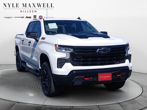 Used 2025 Chevrolet Silverado 1500 LT Trail Boss w/ Protection Package AWD/4WD image 2