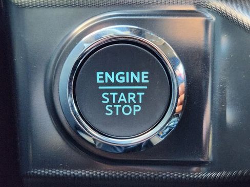 New 2025 Ford F150 Platinum w/ FX4 Off-Road Package image 17