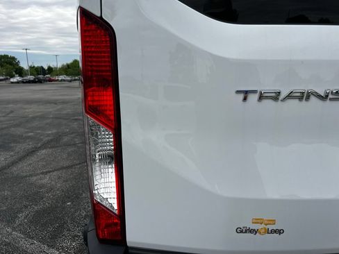Used 2024 Ford Transit 350 XLT RWD image 11