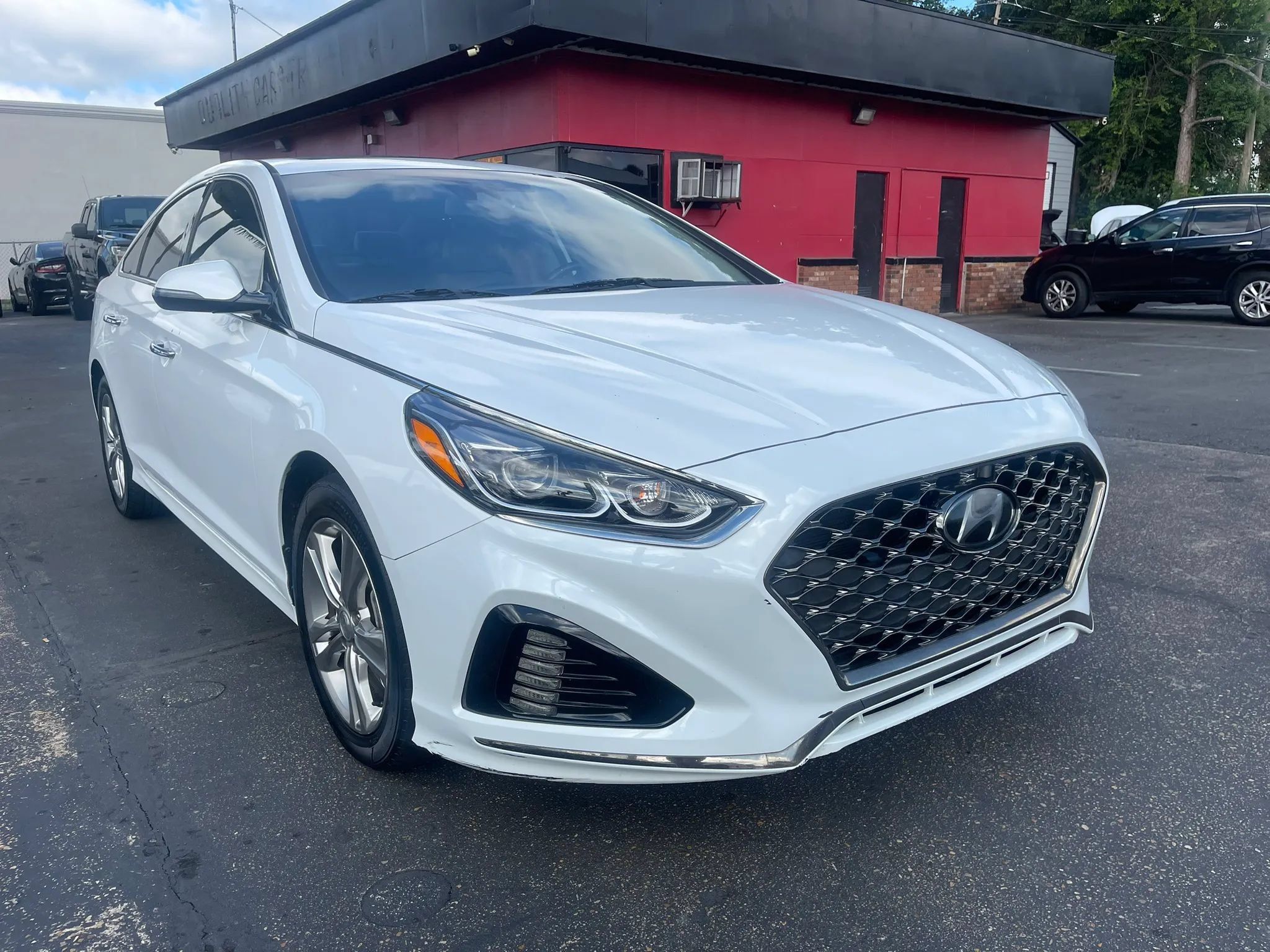 Used 2019 Hyundai Sonata Limited FWD image 3