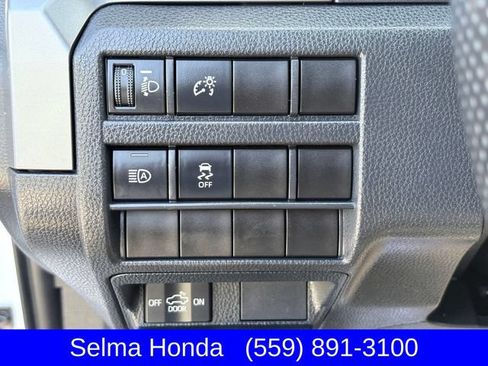 Used 2024 Toyota Tacoma SR5 AWD/4WD image 22