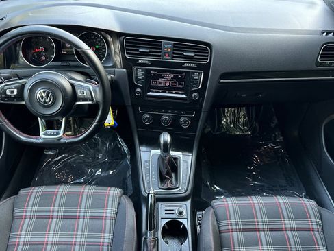 Used 2015 Volkswagen GTI S FWD image 13