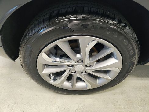 Used 2022 Buick Encore GX Essence w/ Experience Buick Package image 3