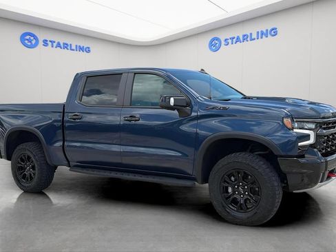 Used 2023 Chevrolet Silverado 1500 ZR2 w/ Technology Package AWD/4WD image 12