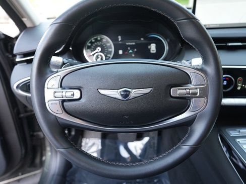 Used 2025 Genesis GV70 2.5T AWD/4WD image 26