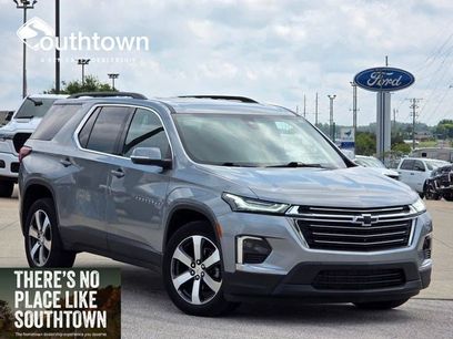 Used 2023 Chevrolet Traverse LT w/ LT Premium Package