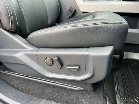 Used 2022 Ford F250 Lariat w/ Lariat Ultimate Package image 24