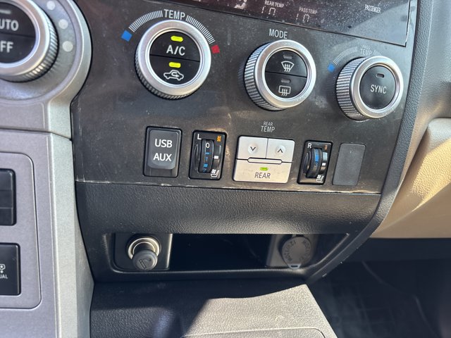 Used 2013 Toyota Sequoia Platinum AWD/4WD image 49