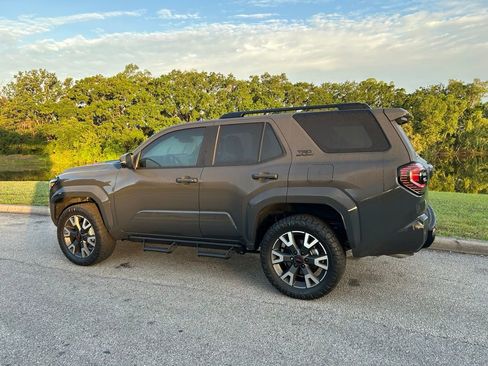 Used 2025 Toyota 4Runner TRD Sport Premium AWD/4WD image 4