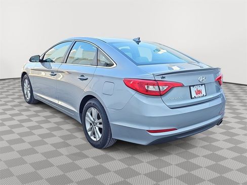 Used 2017 Hyundai Sonata SE image 7