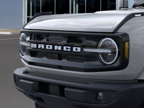Used 2026 Ford Bronco Outer Banks AWD/4WD image 10
