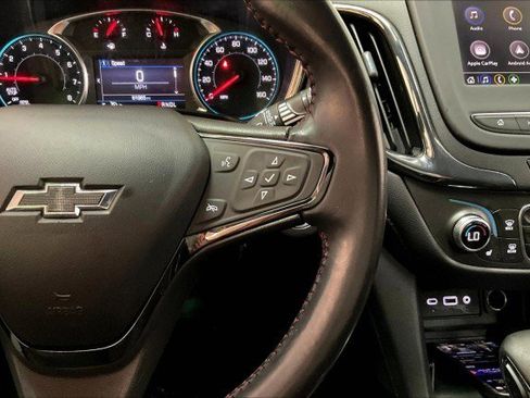 Used 2022 Chevrolet Equinox RS image 19