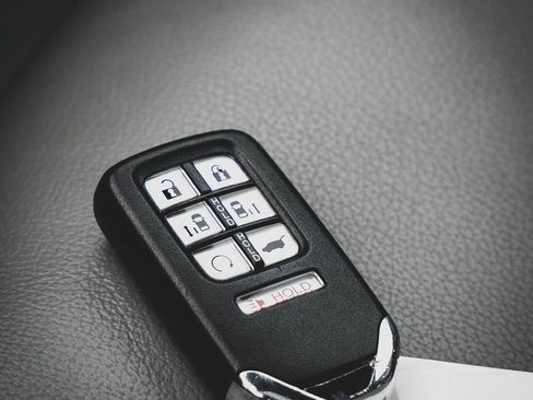 Used 2018 Honda Odyssey EX-L image 9