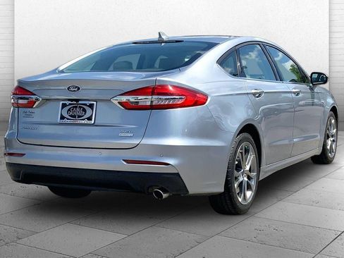 Used 2020 Ford Fusion SEL FWD image 12