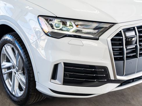 Used 2021 Audi Q7 2.0T Premium Plus w/ Executive Package image 19