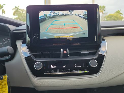 Used 2023 Toyota Corolla LE image 20