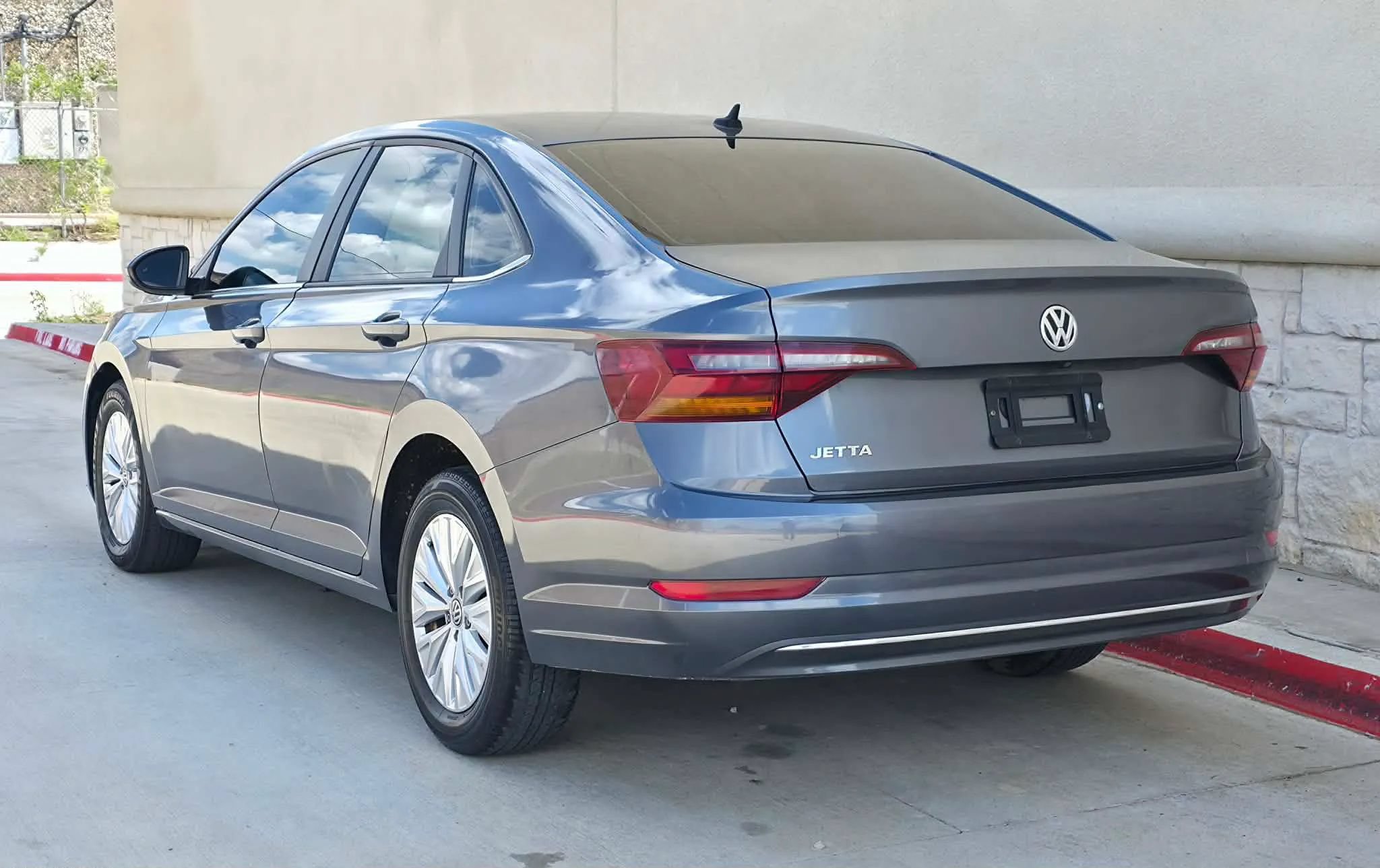Used 2019 Volkswagen Jetta S w/ Driver Assistance Package FWD image 4