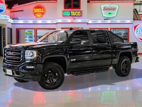 Used 2018 GMC Sierra 1500 SLT w/ All Terrain X Package image 2