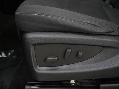 Used 2018 Chevrolet Silverado 1500 LT w/ All Star Edition AWD/4WD image 19