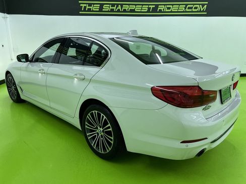 Used 2020 BMW 530i w/ Convenience Package RWD image 7