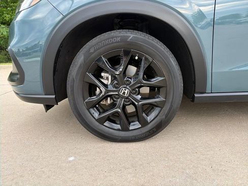 Used 2024 Honda HR-V Sport image 9