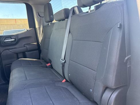 Used 2019 Chevrolet Silverado 1500 Custom Trail Boss w/ Custom Convenience Package image 9