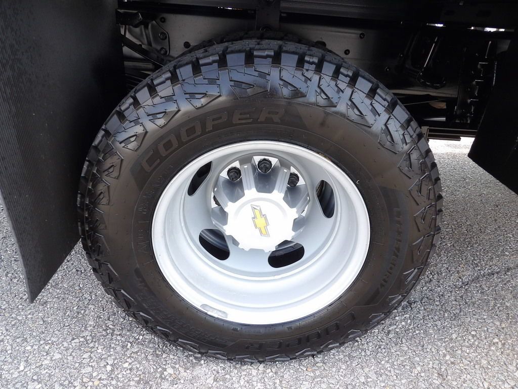 Used 2024 Chevrolet Silverado 3500 W/T w/ Snow Plow Prep Package AWD/4WD image 60