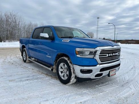 Used 2024 RAM 1500 Laramie image 9