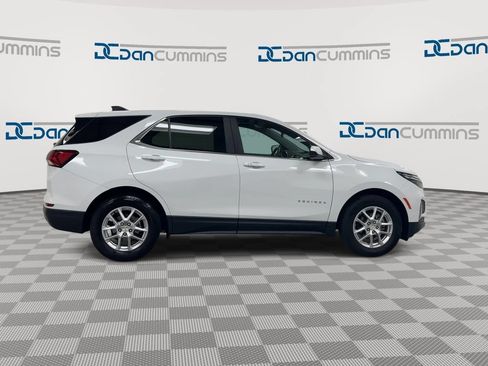 Used 2023 Chevrolet Equinox LT FWD image 9