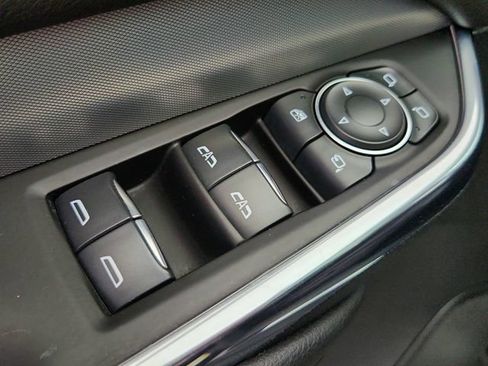 Used 2019 Cadillac XT4 Premium Luxury AWD/4WD image 22