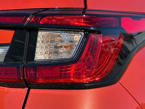 Certified 2025 Subaru Crosstrek 2.0i Premium AWD/4WD image 31