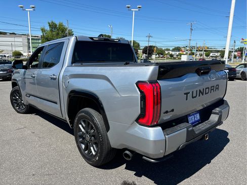 Used 2024 Toyota Tundra Platinum AWD/4WD image 28