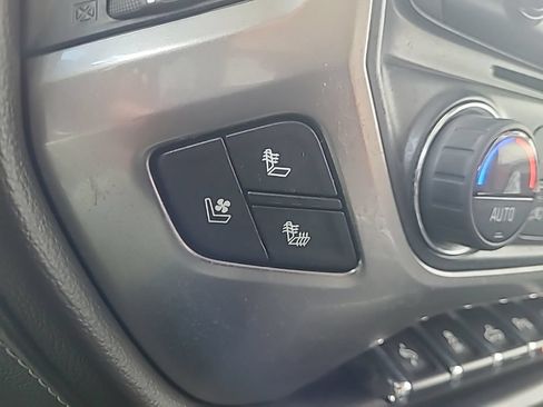 Used 2018 Chevrolet Silverado 1500 LTZ Z71 w/ Centennial Edition AWD/4WD image 26